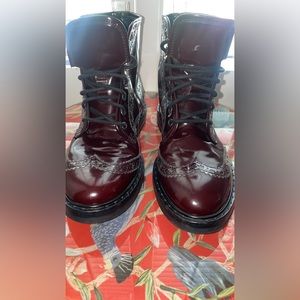 AGL Leather Wingtip Lace Up Boot COMBAT PLUM LEATHER